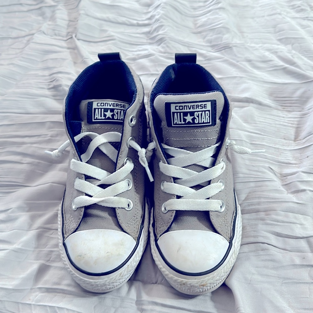 Gray boys mid top Converse